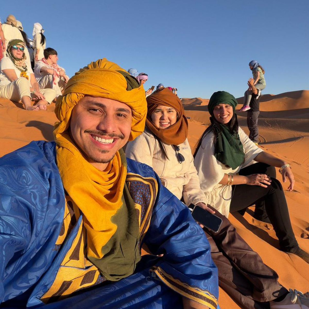 Merzouga e deserto: tour di 3 giorni da Marrakech con campo luxury — photo 2 of 15