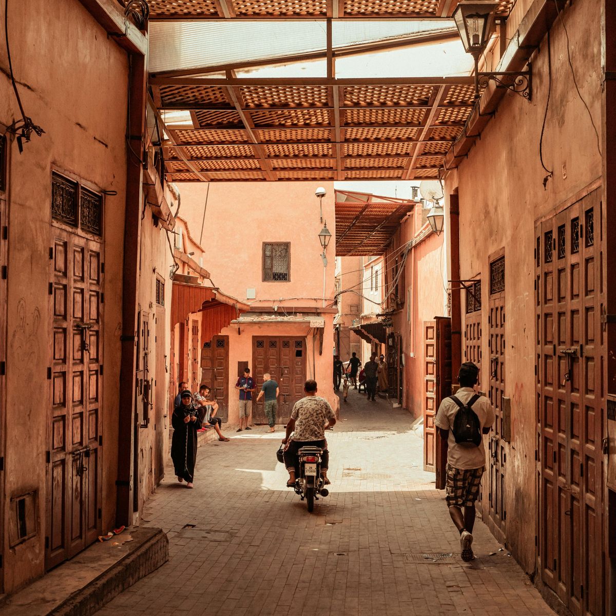 3 Tage Fes: Lokale Wüstentour nach Marrakesch mit Kamelreiten — photo 2 of 10