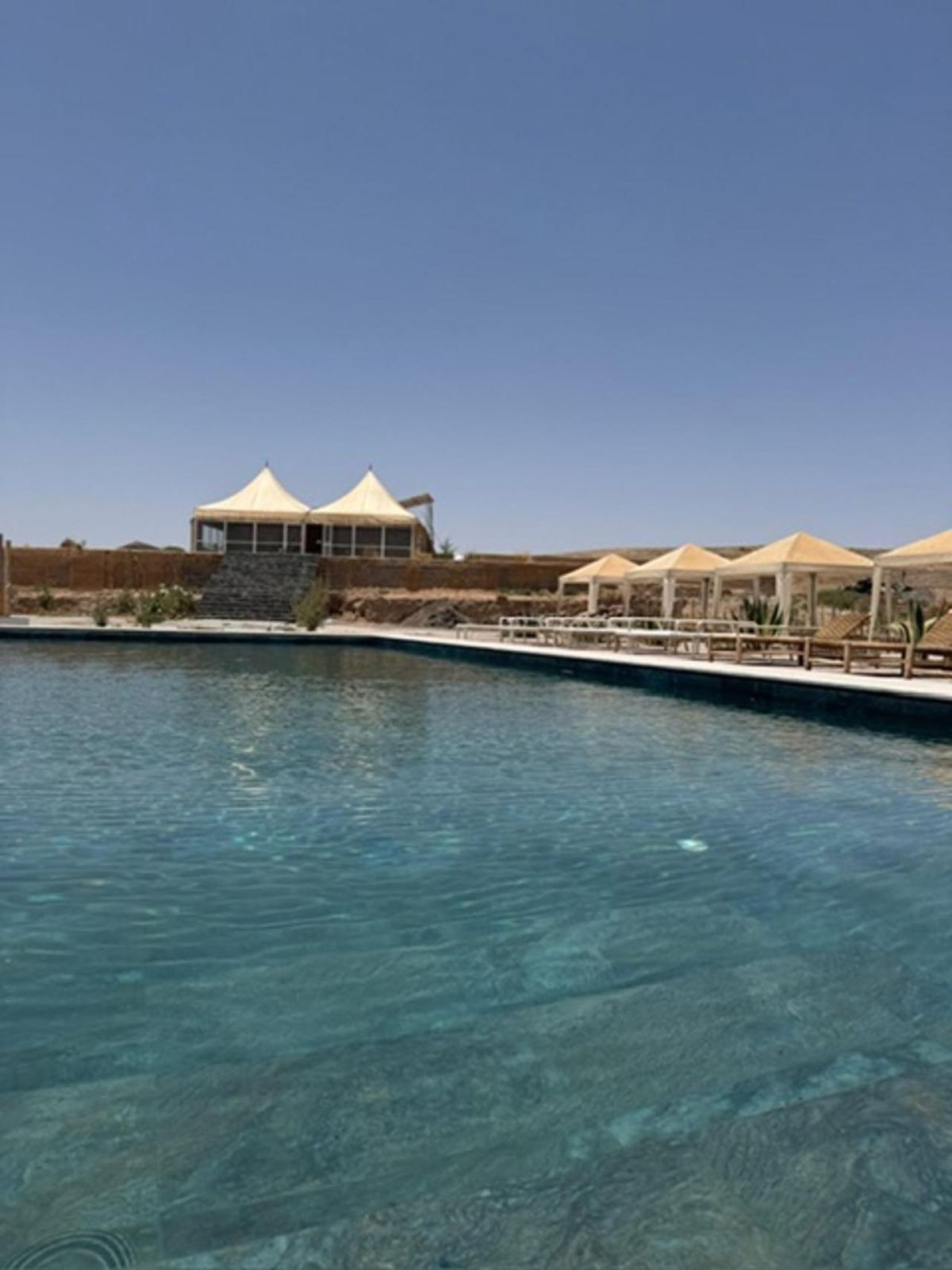 Marrakech: giornata in piscina nel deserto di Agafay con pranzo e trasferimento — photo 2 of 15