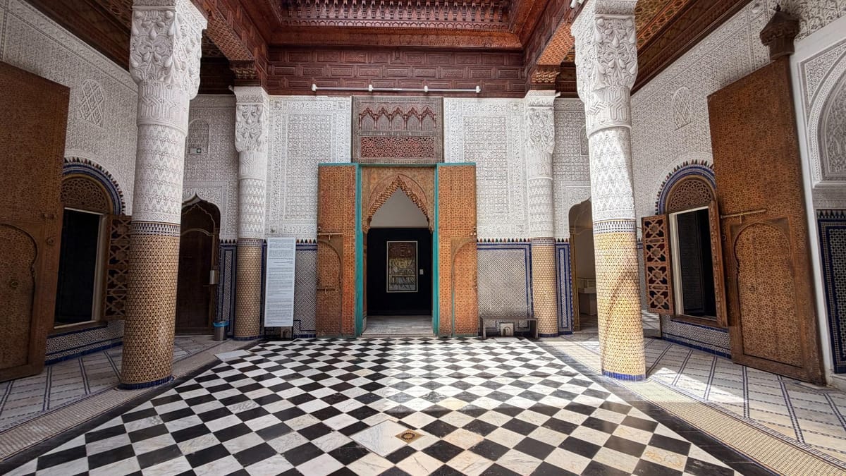 Marrakesch: Tour zu Dar El Bacha, Medersa Ben Youssef und Medina — photo 2 of 15