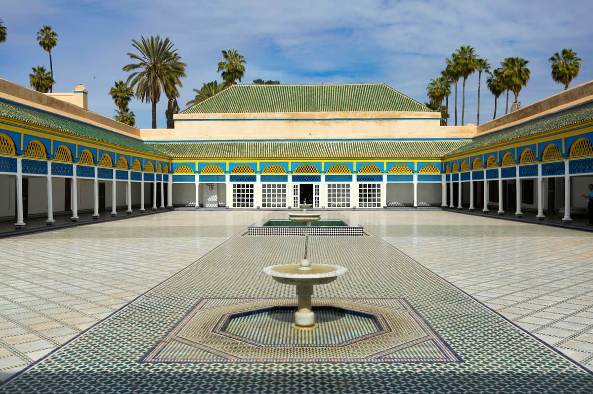 Von Casablanca aus: Geführte Tagestour nach Marrakesch mit Kamelritt — photo 2 of 15