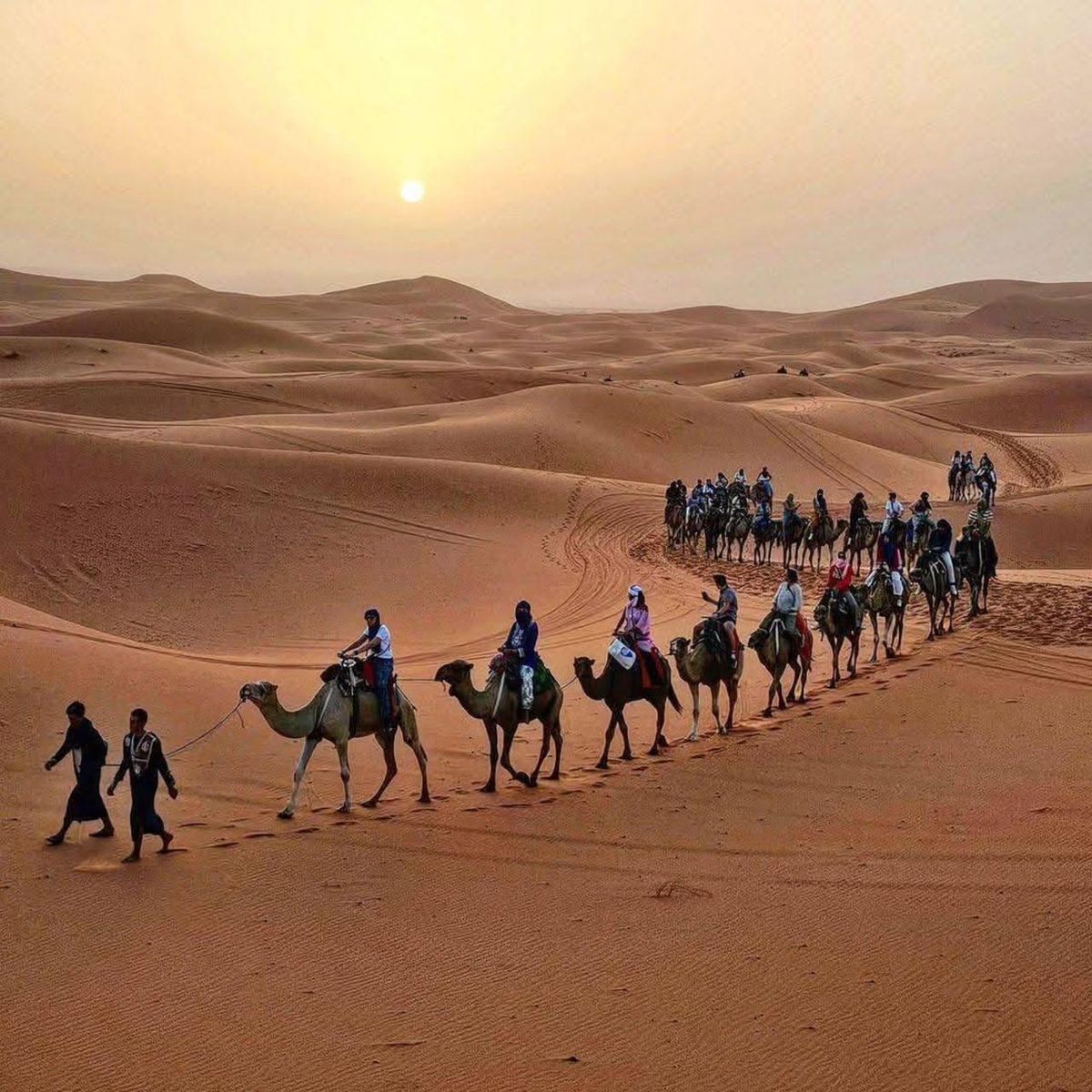 Marrakesch: 3-tägige Luxus-Wüstentour nach Fes über Merzouga. — photo 2 of 15