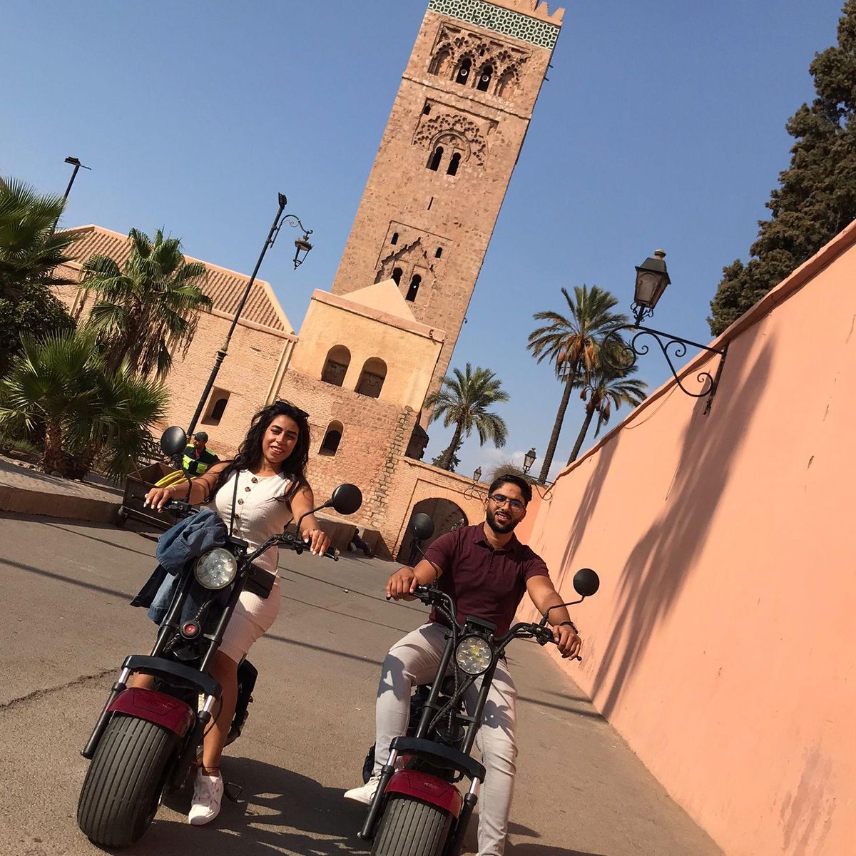 Gleiten Sie durch die Rote Stadt auf einer EcoScooter Tour! — photo 2 of 15