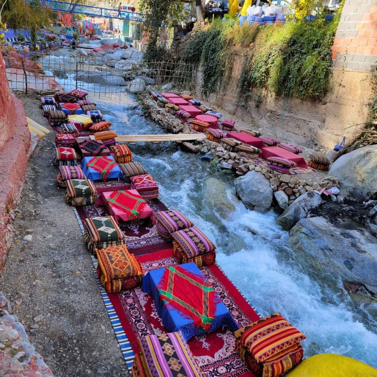 Luxuriöse private Ourika-Tour: Berberteppiche und Töpferei besuchen — photo 1 of 12