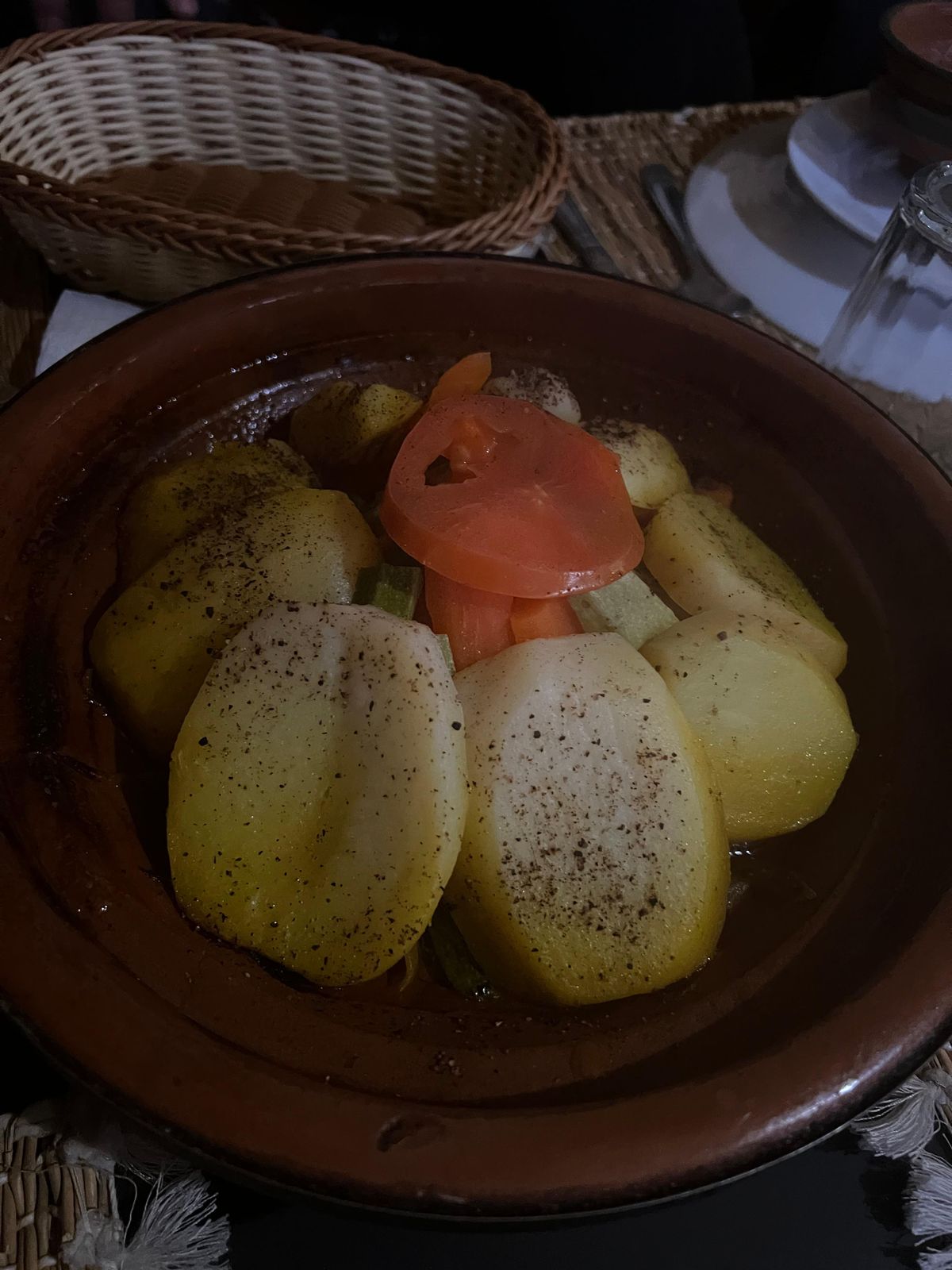 Magisches Abendessen in der Agafay-Wüste unter den Sternen & Kamelritt — photo 2 of 15