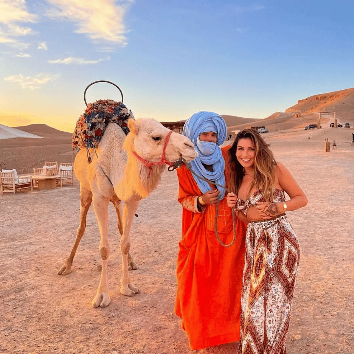 Marrakesch: Kamelritt in der Agafay-Wüste bei Sonnenuntergang mit Dinner-Show — photo 2 of 15