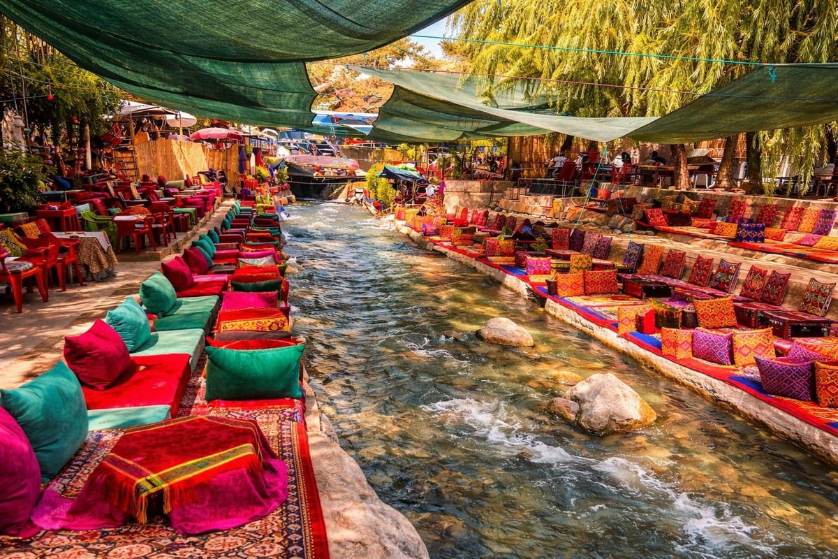 Marrakech: cascata dell'Ourika, Monti dell'Atlante, ceramiche e pranzo — photo 2 of 15