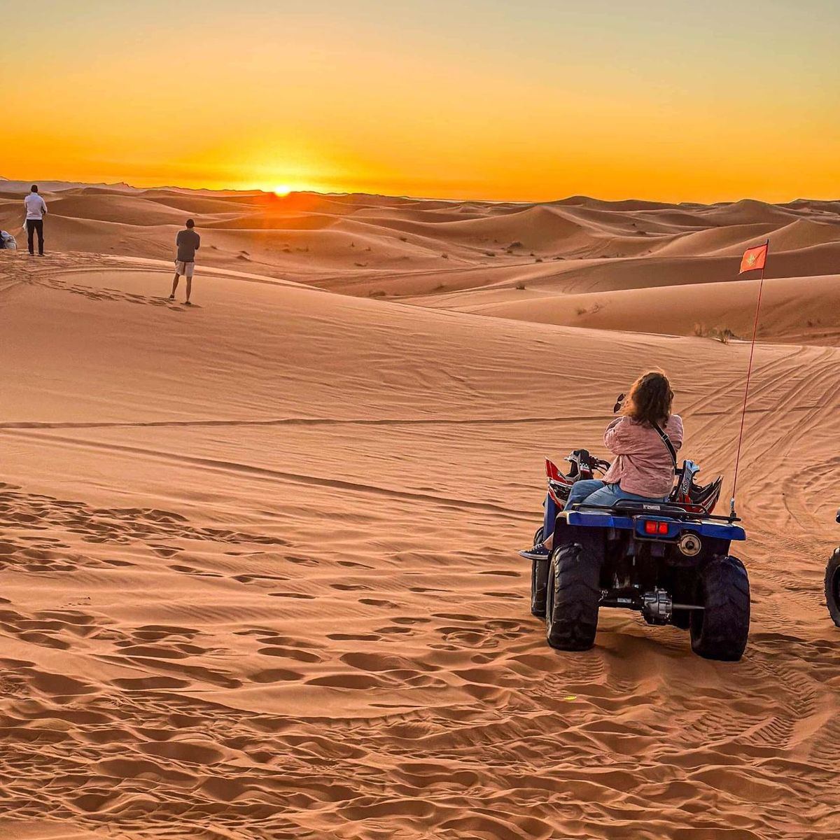 Merzouga: 2 Stunden Quadfahren, Sandboarding und Besuch einer Oase — photo 2 of 7