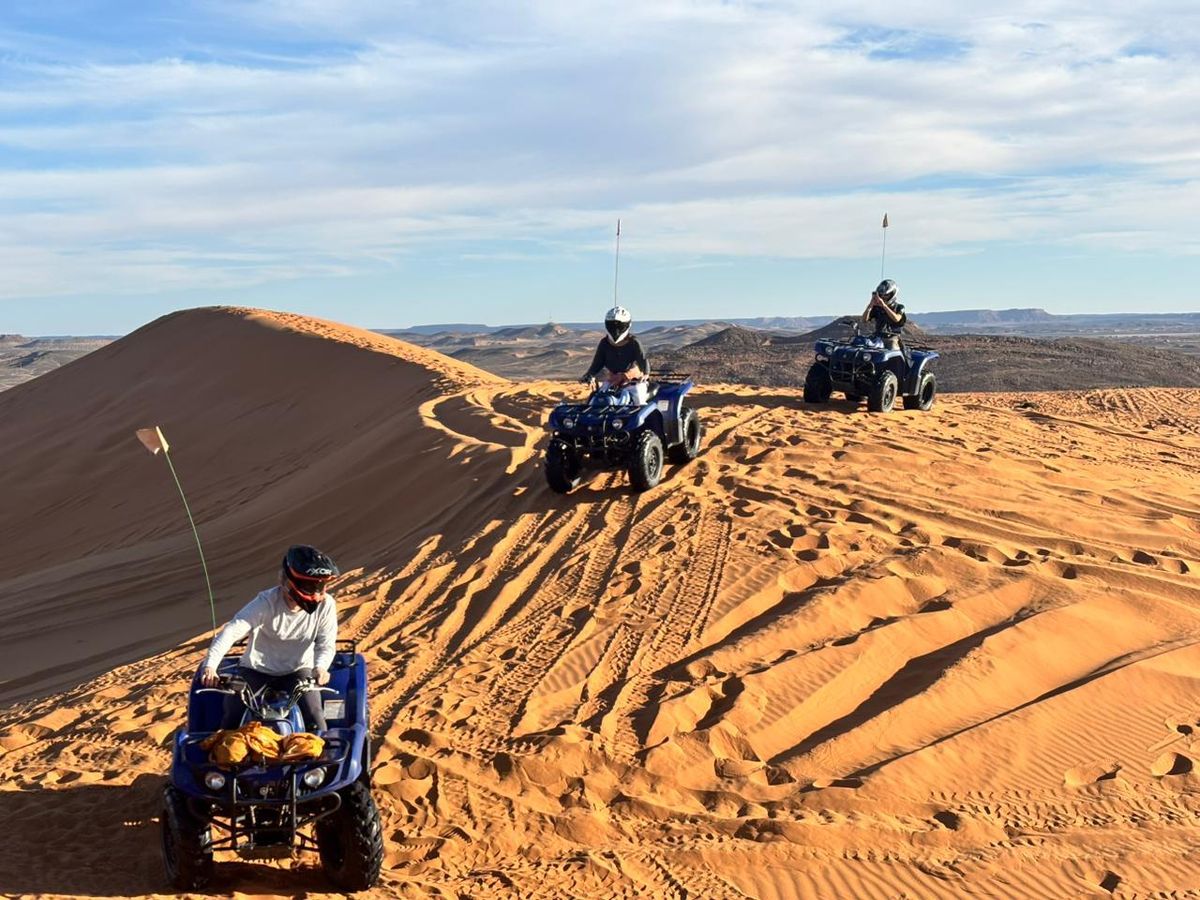 Sanddünen von Merzouga: Privates Quad- und Sandboarding-Abenteuer — photo 2 of 15