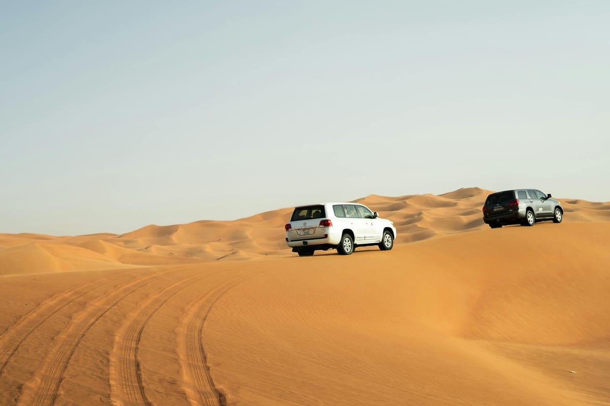 Merzouga: Dünenfahrt-Abenteuer im Geländewagen mit Blick auf den Sonnenuntergang — photo 1 of 5
