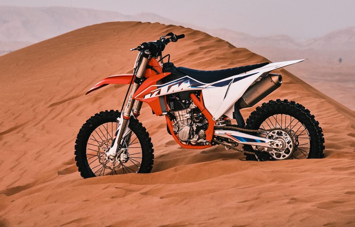 Ab Merzouga: KTM-Motorradtour durch die Erg-Chebbi-Wüste — photo 2 of 5
