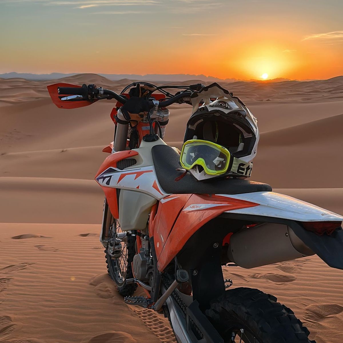 Merzouga: KTM-Motorradabenteuer im Erg Chebbi — photo 2 of 5