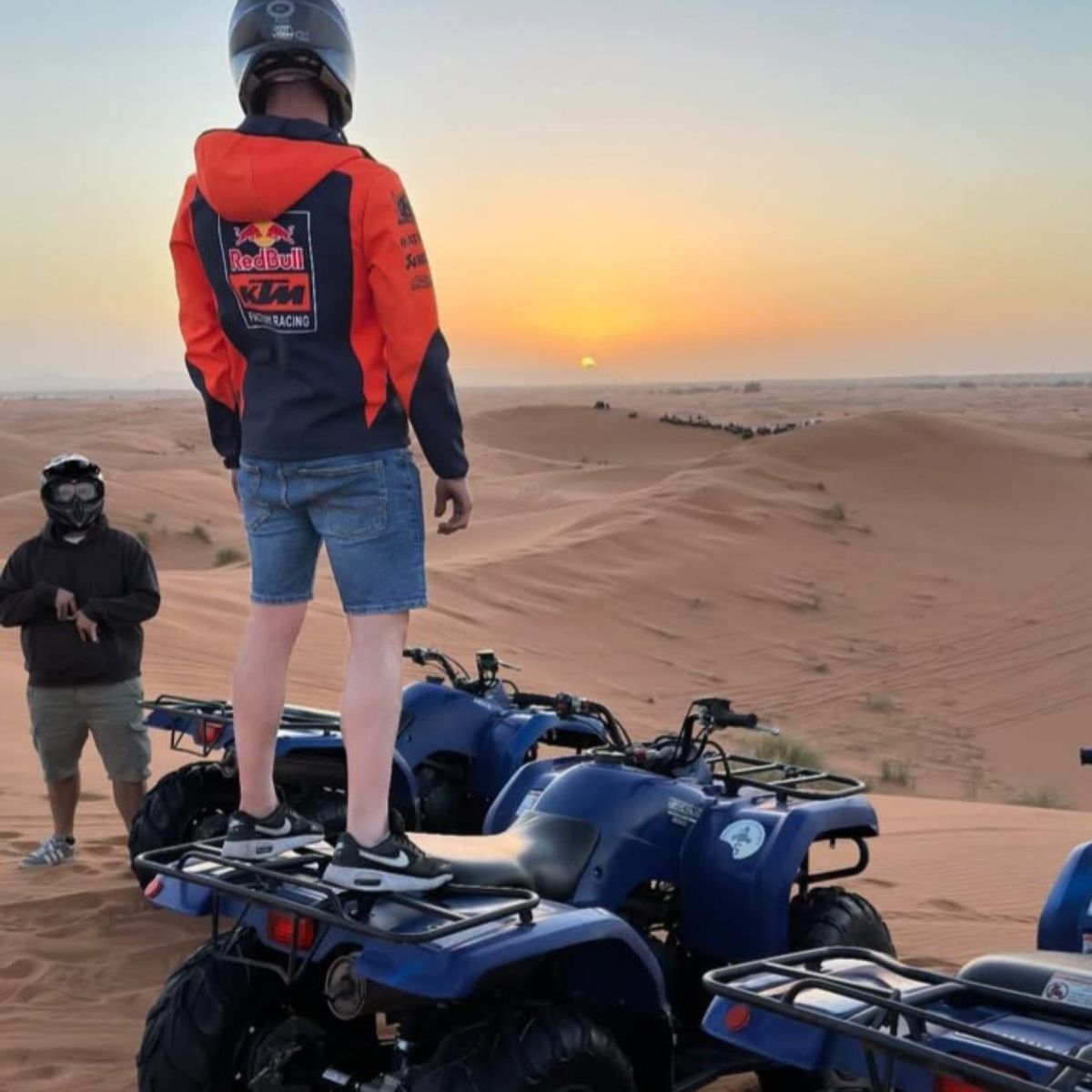 Merzouga: godzina jazdy na quadzie ATV z sandboardingiem — photo 2 of 15