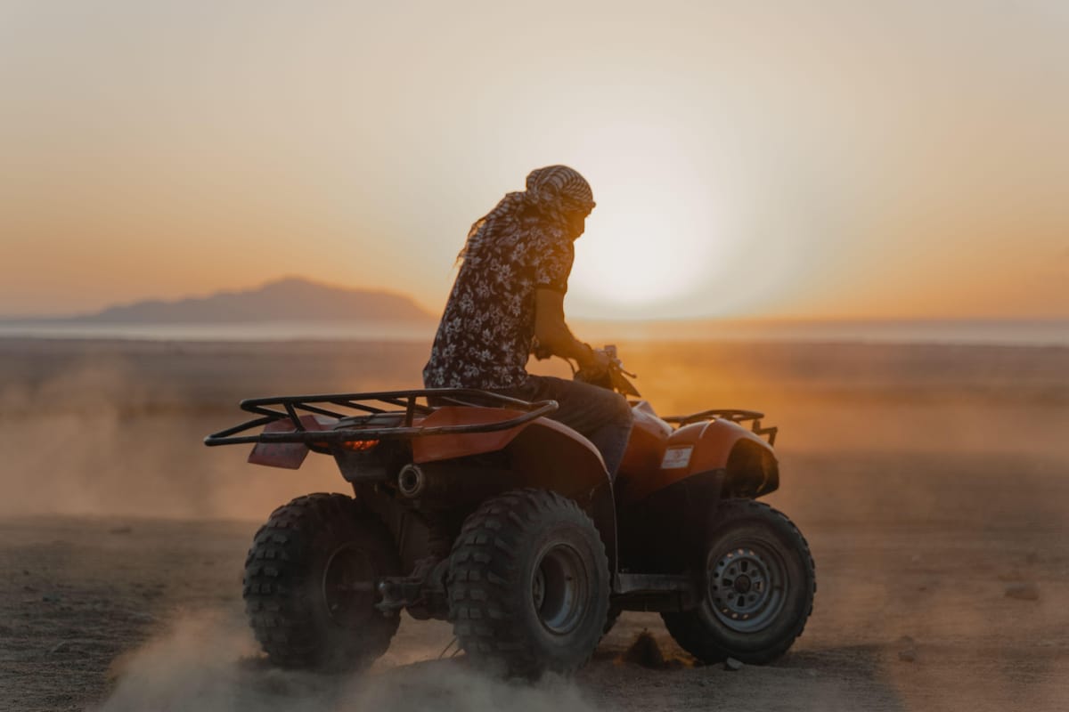 Marrakech: tour privato nel deserto di Agafay con cammello, all-terrain vehicle e cena — photo 2 of 10
